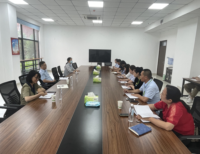 集團(tuán)公司黨委副書(shū)記、總經(jīng)理張健赴農(nóng)管家公司進(jìn)行調(diào)研座談