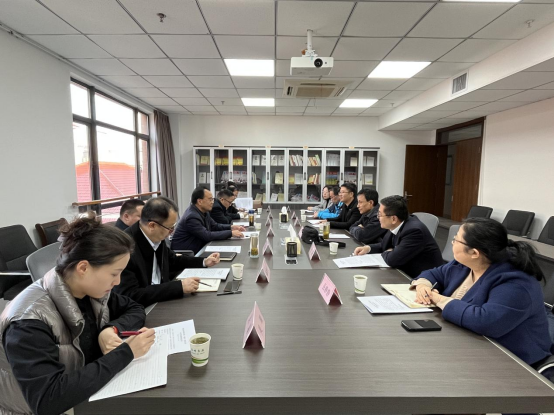 安徽省糧食和物資儲(chǔ)備局、中國(guó)農(nóng)業(yè)發(fā)展銀行安徽省分行赴淮糧集團(tuán)考察調(diào)研秋糧收儲(chǔ)工作